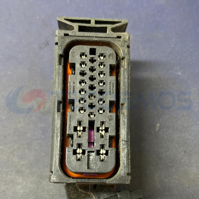 Car Connector For Volkswagen transmission 1K0973213 Volkswagen ABS 25 pin CT25-0006M-1