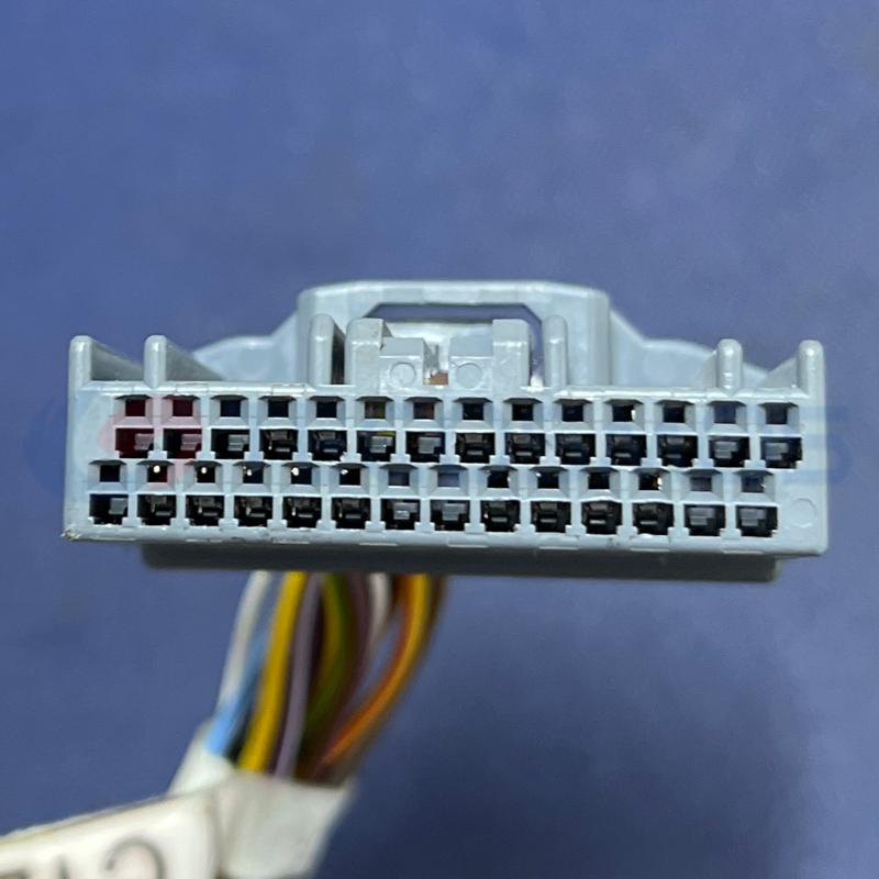 Car Connector For Honda 28 Pins CT28-0015M