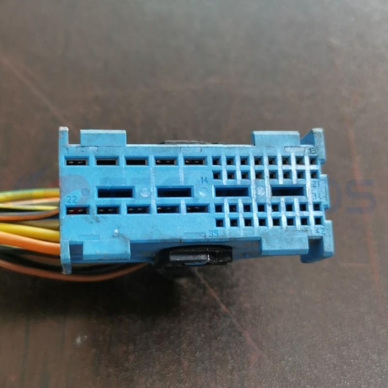 Car Connector For BMW battery box plug blue 42 pin CT42-0001M-1