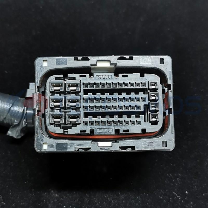Car Connector For Toyota plug 52 pin CT52-0001M