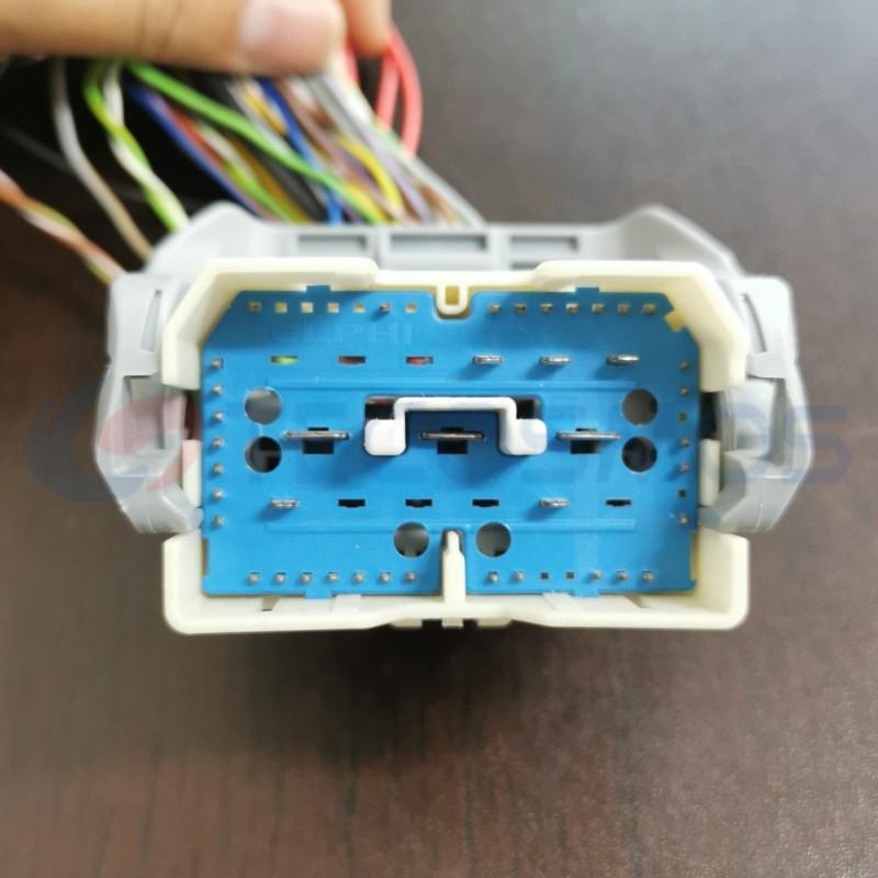 Car Connector For Delphi engine compartment harness plug male plug 57 pin CT57-0001G