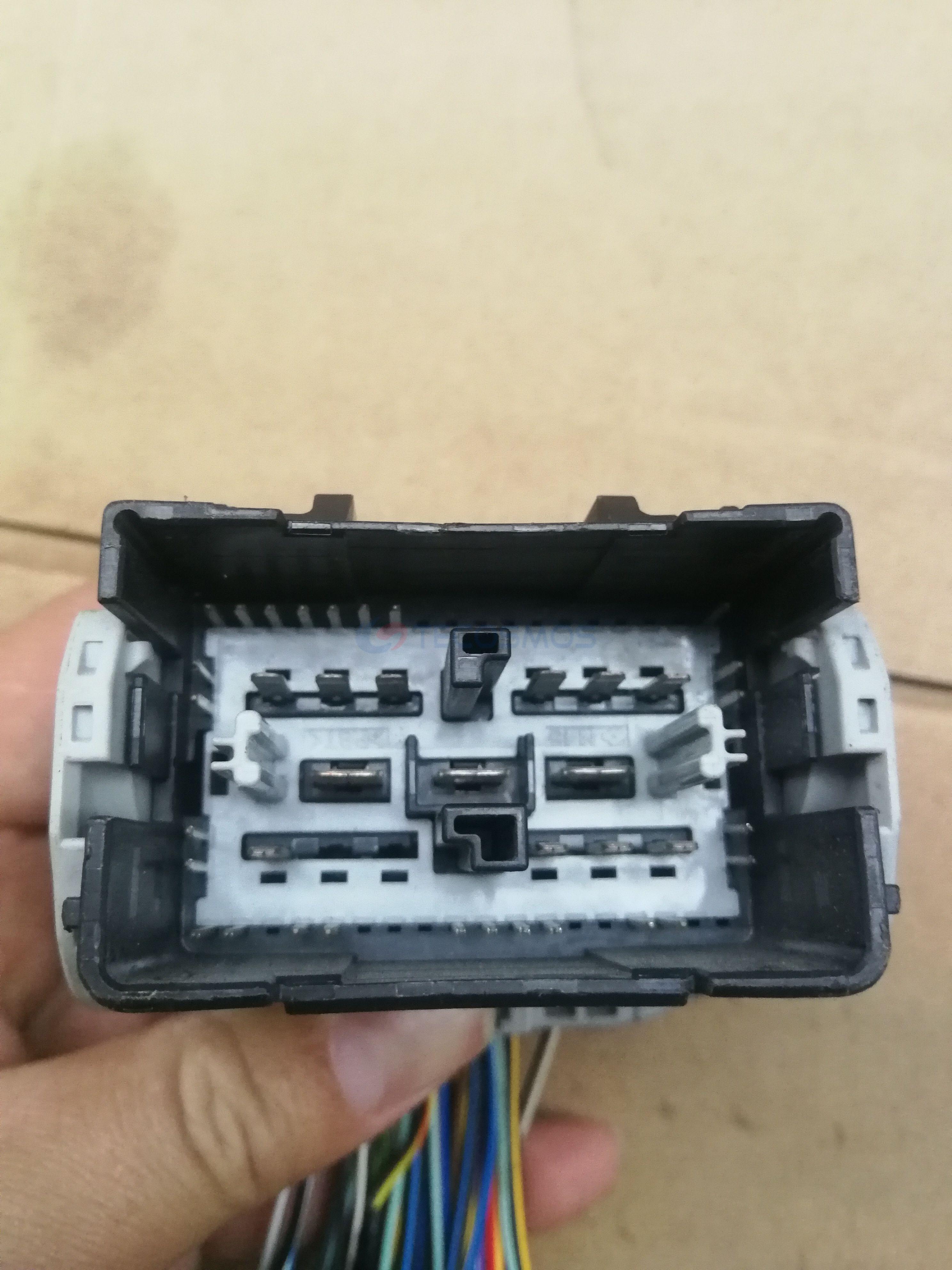 Car Connector For Ford engine compartment harness plug male plug 59 pin CT59-0001G