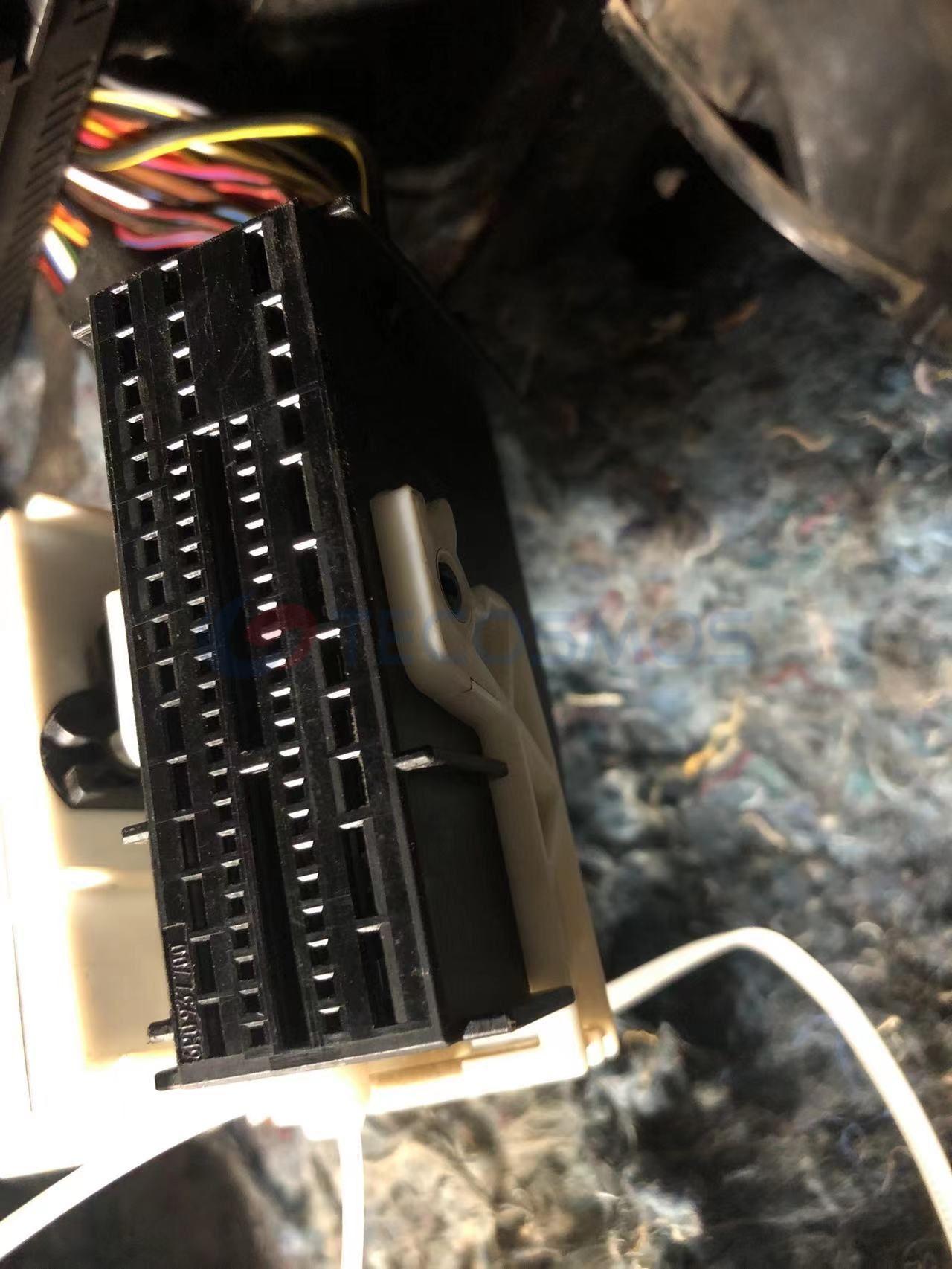 Car Connector For Buick Delphi 73 Pins CT73-0007M