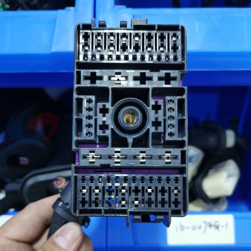 Car Connector For Fuse box plug 78 pin CT78-0001M
